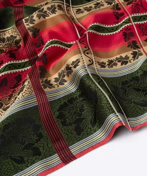 Alternative view of Eufemia Silkeskjerf