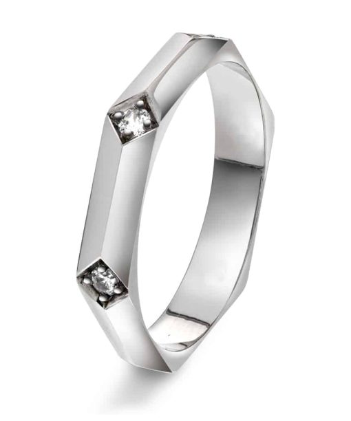 Fasettring i hvitt gul med diamant 0.06ct (TWSI)