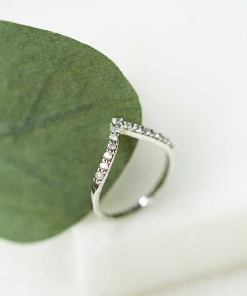 Alternative view of Ring i gull med diamant 0,26 ct wsi