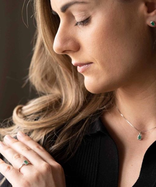 Alternative view of Christophersen Hvitt Gull Ring Smaragd 0,05 WSI