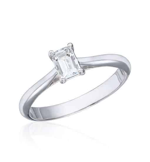 Ring Estelle i hvitt gull 0,60ct TWSI smaragdslipt