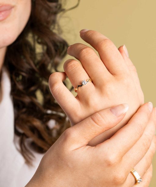 Alternative view of Milano ring i sølv med zirkonia