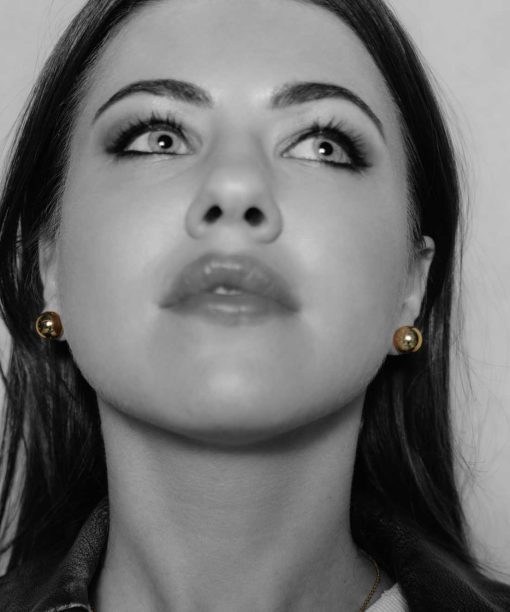 Alternative view of Noir øredobber i sølv, 12 mm