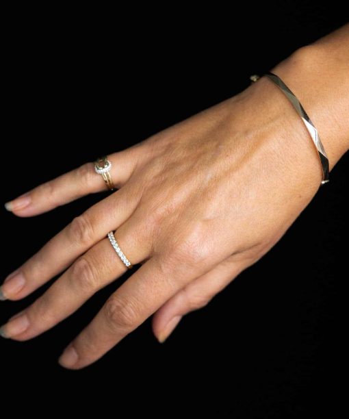 Alternative view of Ring i gult gull med diamant 0,25 ct WSI