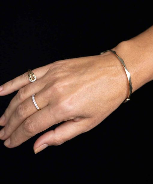 Alternative view of Ring i gult gull, Diamant 0.15ct (WSI)