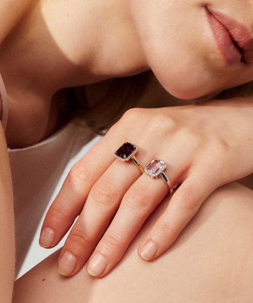 Alternative view of Ring i gull med diamant 0.11 ct WSI