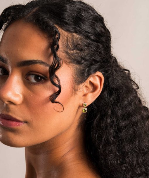 Alternative view of Macy øredobber i sølv med zirkonia