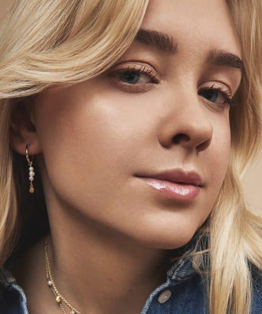 Alternative view of Fairy øreringer i sølv med perler