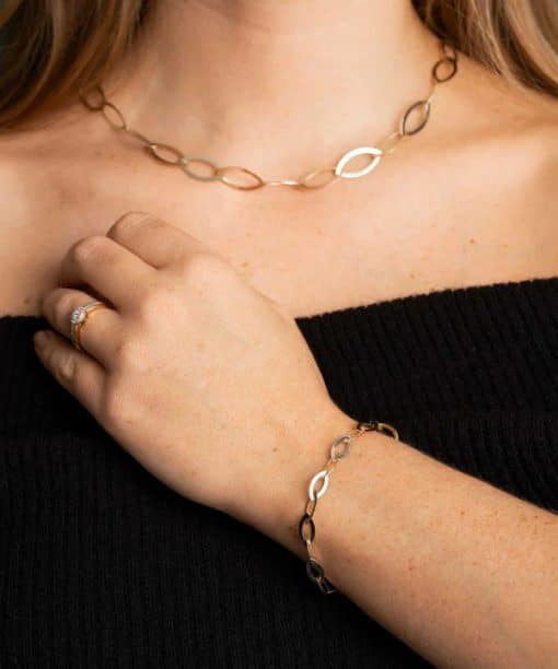 Alternative view of Armbånd i gult gull