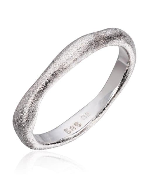 Lene Visholm Ring strukturert hvit 585