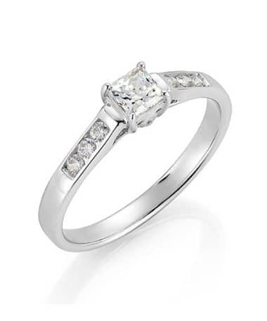 Ring 0,65ct TWVS Princess cut 585