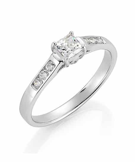 Ring 0,65ct TWVS Princess cut 585
