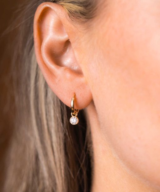 Alternative view of Øreringer i gull med zirkonia