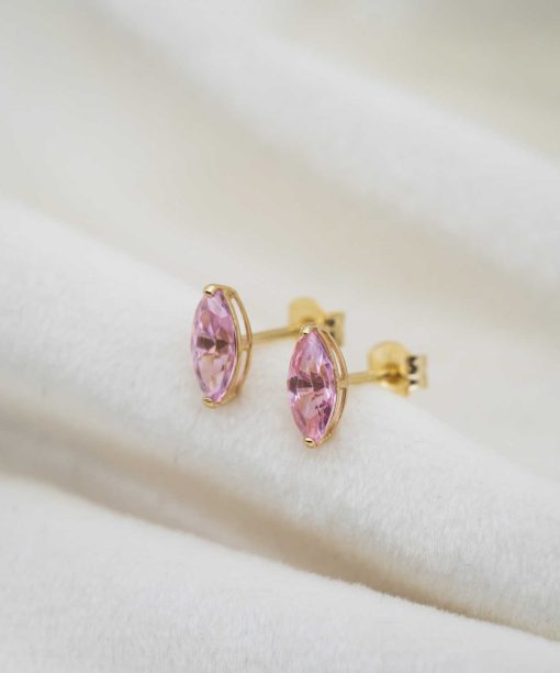 Alternative view of Øredobber i gull med lys rosa zirkonia