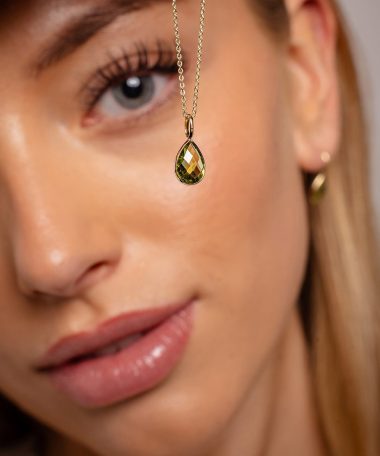 Alternative view of Pan Jewelry - Anheng i gull med peridot