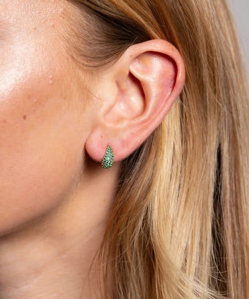 Alternative view of Øredobber i sølv med grønn zirkonia