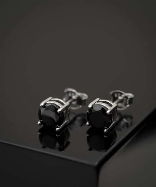 Alternative view of Dylan øredobber i sølv, sort sten