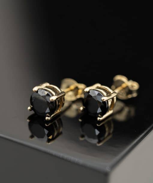 Alternative view of Dylan øredobber i sølv, sort sten