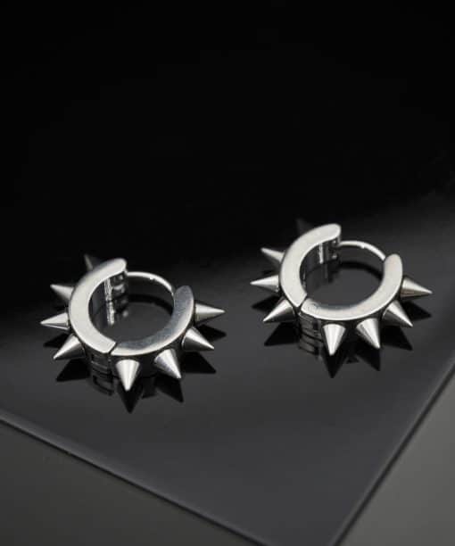 Alternative view of Lion øreringer i stål