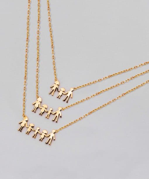 Alternative view of Familiesmykke i sølv en jente