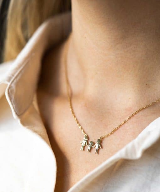 Alternative view of Familiesmykke i sølv mor og jente