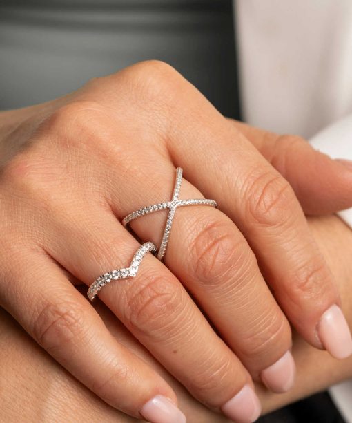 Alternative view of Ring i sølv med zirkonia x