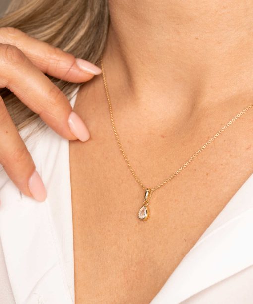 Alternative view of Smykke i sølv med zirkonia dråpe