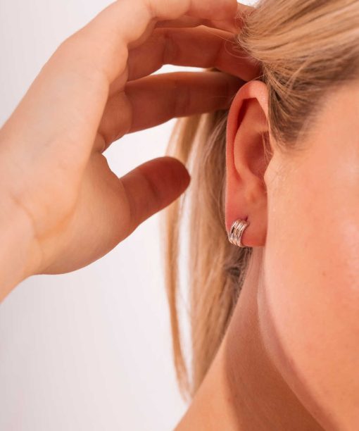 Alternative view of New York øredobber i sølv