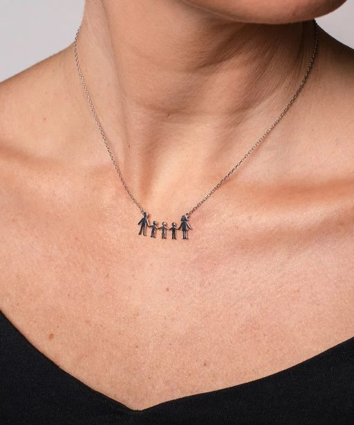 Alternative view of Smykke i 925 sølv mor, far, tre gutter