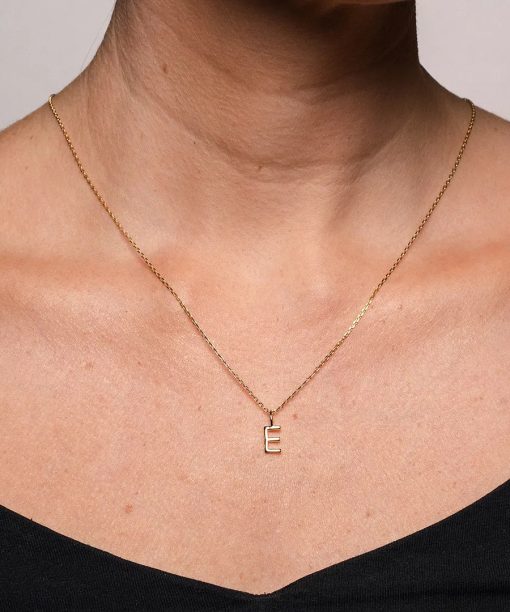 Alternative view of Letters smykke i 925 forgylt sølv E