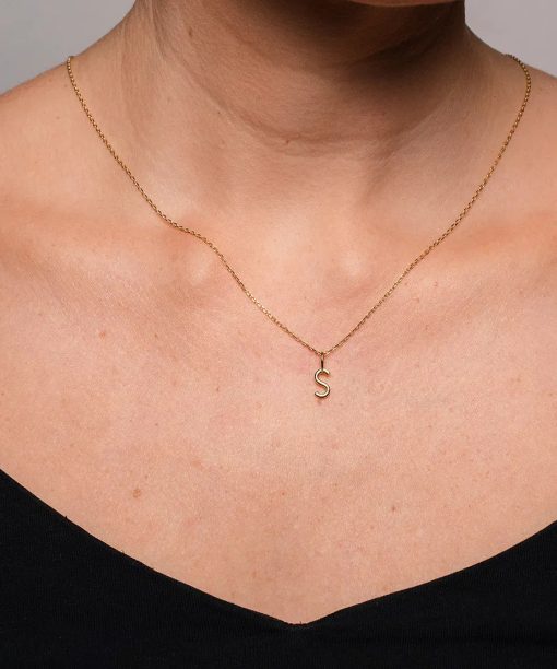 Alternative view of Letters smykke i 925 forgylt sølv S