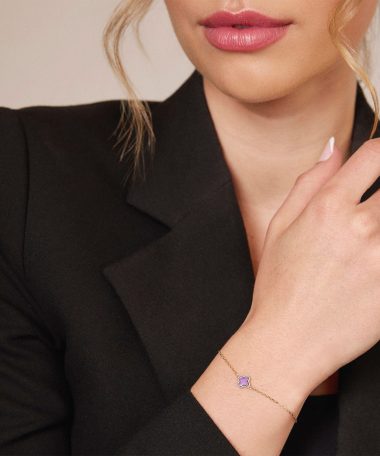 Alternative view of Pan Jewelry - Kløver armbånd i forgylt 925 sølv med lilla perlemor