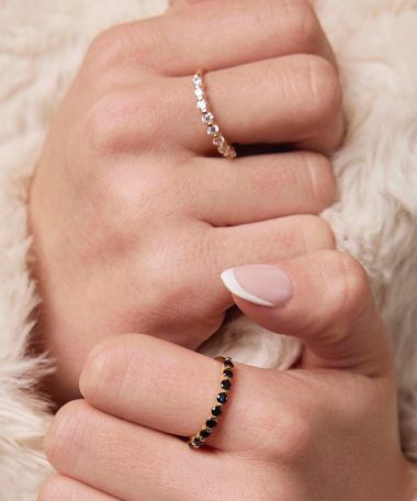 Alternative view of Pan Jewelry - Starlight ring i 925 forgylt sølv med sort zirkonia
