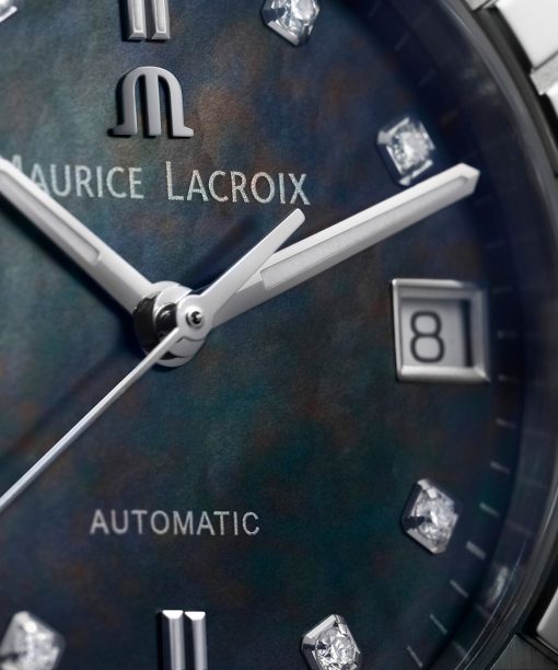 Alternative view of Maurice Lacroix Aikon Automatic 35MM - AI6006-SS002-370-1