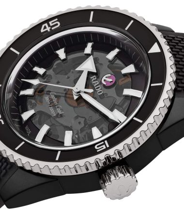 Alternative view of Rado Captain Cook High-Teck Ceramic - R32127156