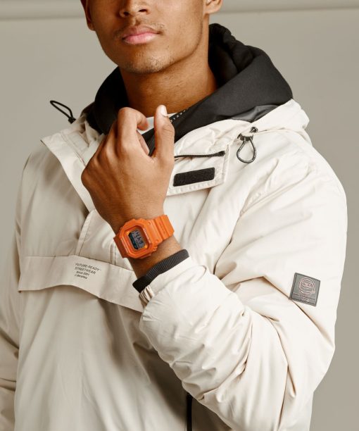 Alternative view of G-Shock Classic - GLX-5600RT-4ER