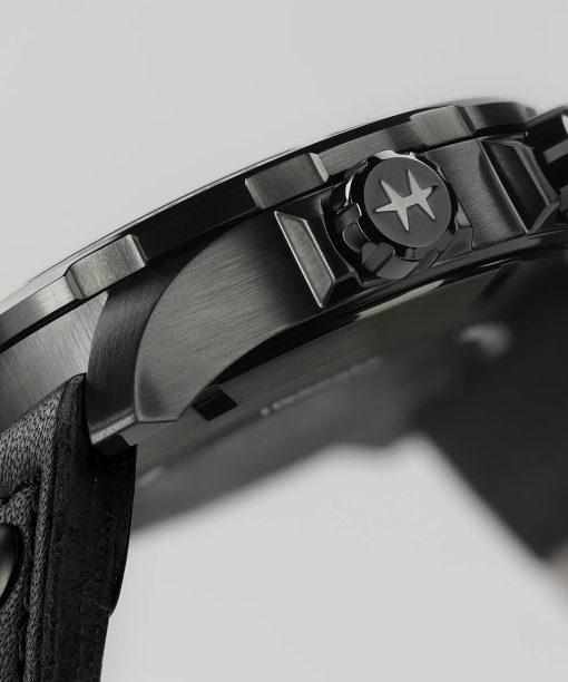 Alternative view of Hamilton Khaki Aviation X-Wind Day Date Auto 45MM - H77785733