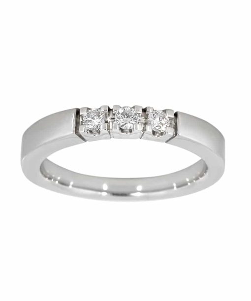 Alliansering i hvitt gull, 0.05ct. TW.SI, 3 stener