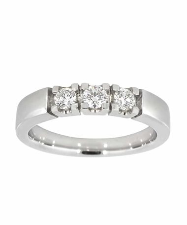 Alliansering i hvitt gull 0.10ct TW.SI, 3 stener