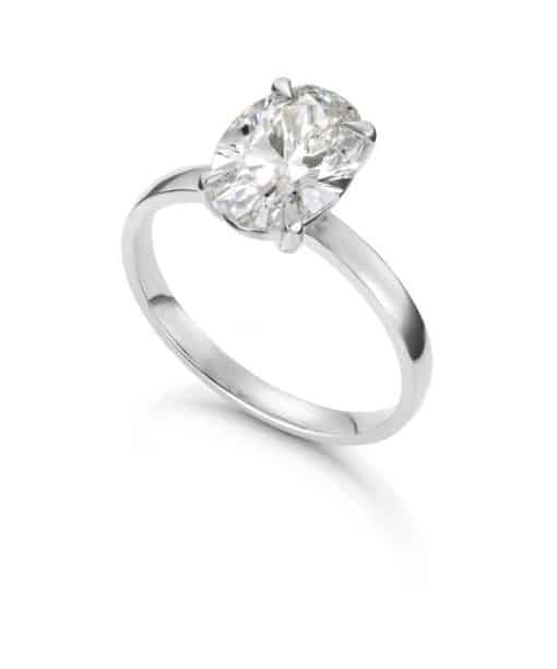 Ring Olivia Oval i hvitt gull 3,00ct med LAB grown diamant