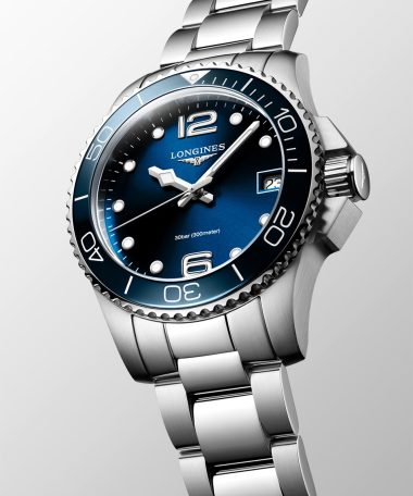 Alternative view of Longines HydroConquest Ceramic 32MM - L3.370.4.96.6