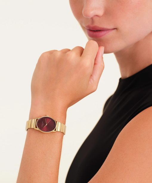 Alternative view of Rosefield Oval Burgundy 24x29mm