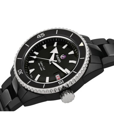 Alternative view of Rado Captain Cook High-Tech Ceramic Diver 43 mm - R32129152