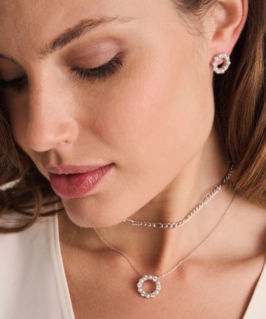 Alternative view of Sif Jakobs Earrings Biella Perla