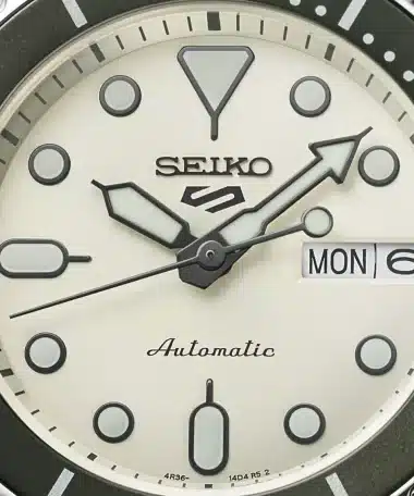 Alternative view of Seiko 5 Sports SKX 38MM - SRPK31K1